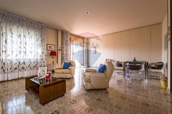 appartamento in vendita a Palermo in zona Malaspina/Palagonia