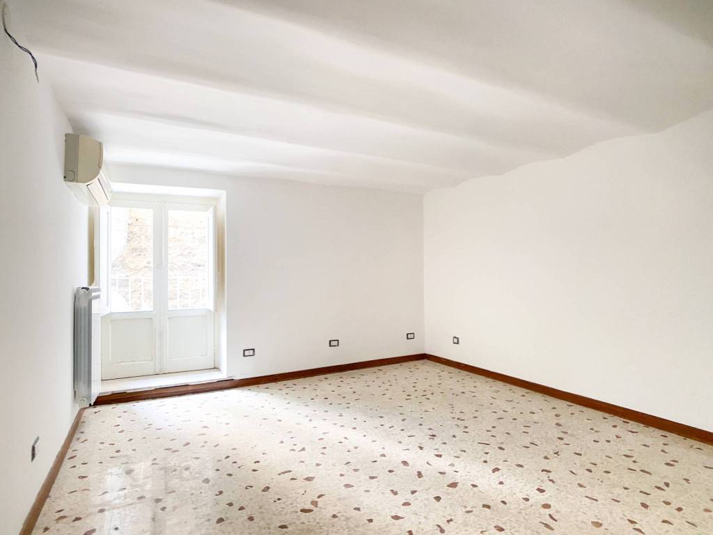 appartamento in vendita a Palermo in zona Politeama
