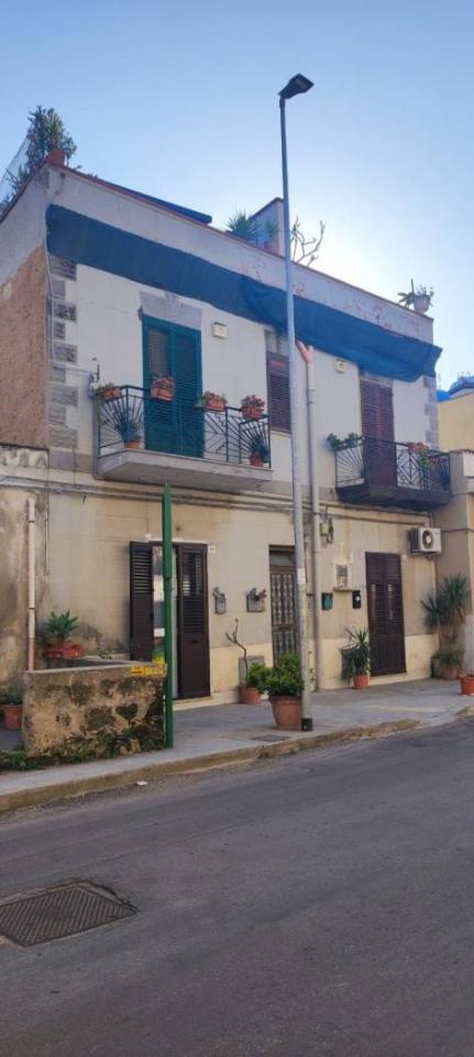 appartamento in vendita a Palermo in zona Tommaso Natale