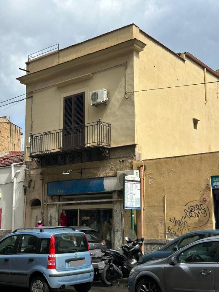 casa indipendente in vendita a Palermo in zona Oreto