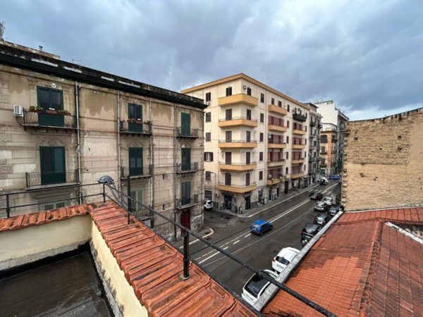 casa indipendente in vendita a Palermo in zona Oreto