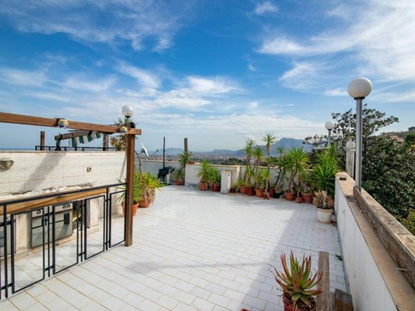 casa indipendente in vendita a Palermo in zona Baida