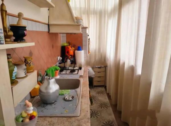 appartamento in vendita a Palermo in zona Montegrappa / Santa Rosalia