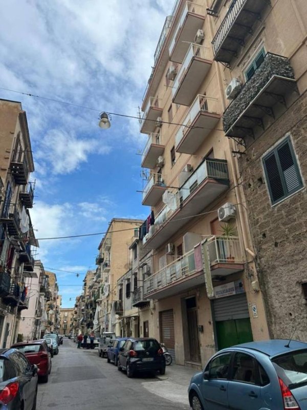 appartamento in vendita a Palermo in zona Oreto