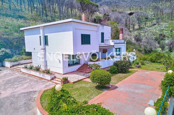 casa indipendente in vendita a Palermo in zona Sferracavallo