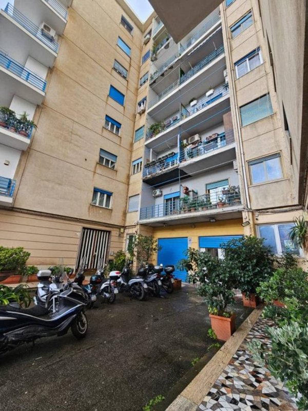 appartamento in vendita a Palermo in zona Libertà