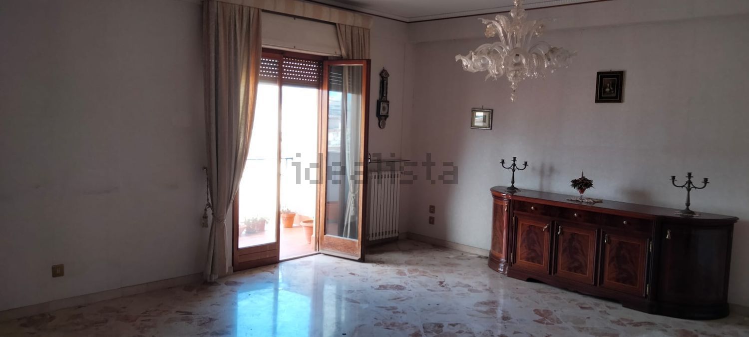 appartamento in vendita a Palermo in zona Oreto
