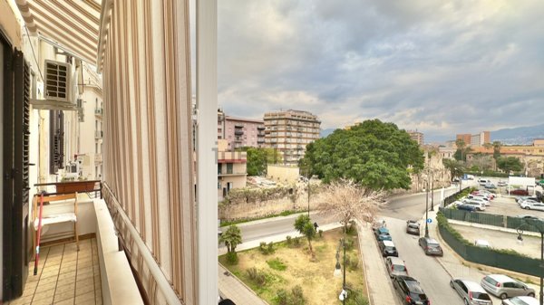 appartamento in vendita a Palermo
