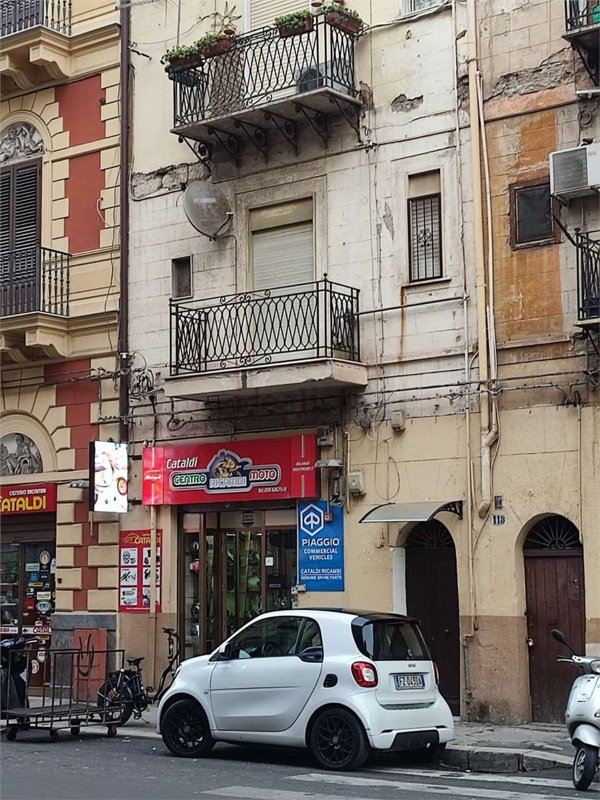 appartamento in vendita a Palermo in zona Oreto