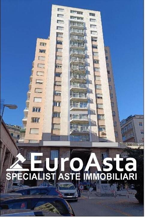 appartamento in vendita a Palermo in zona Politeama