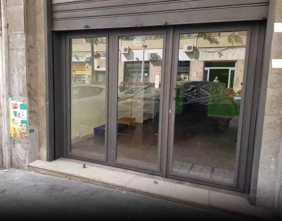 negozio in vendita a Palermo in zona Libertà