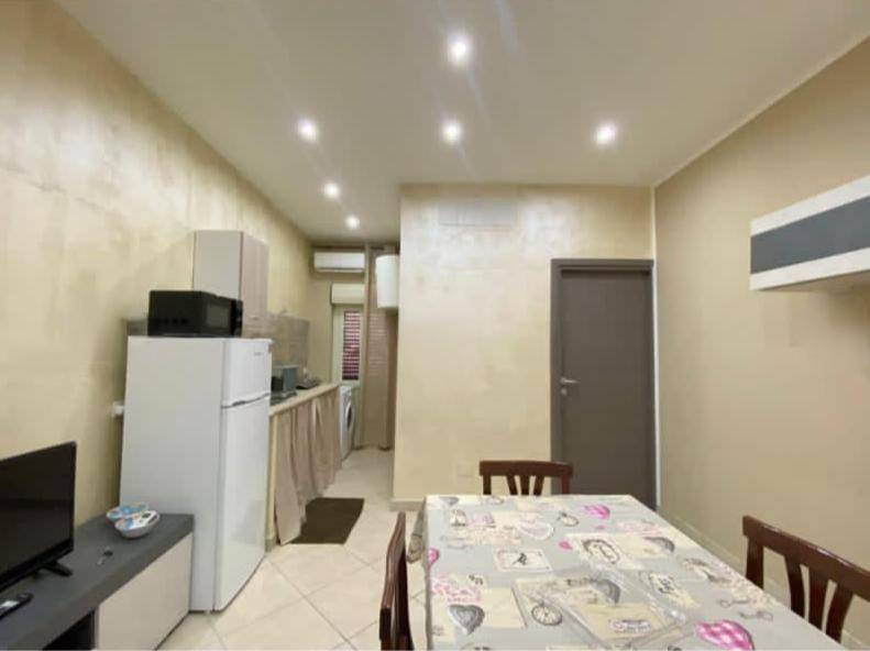 appartamento in vendita a Palermo in zona Zisa