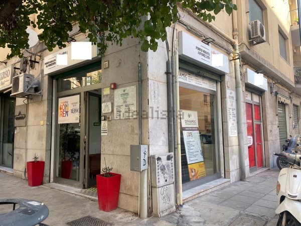 negozio in vendita a Palermo in zona Politeama