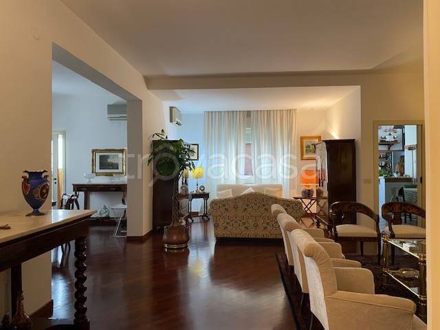 appartamento in vendita a Palermo in zona Libertà