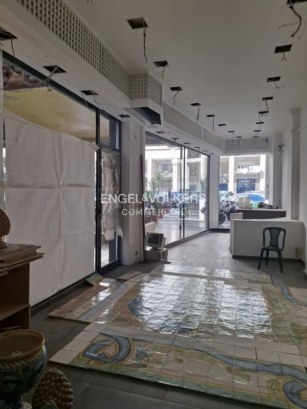 casa semindipendente in vendita a Palermo in zona Politeama