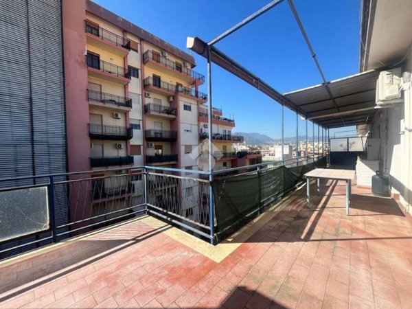 appartamento in vendita a Palermo in zona Oreto