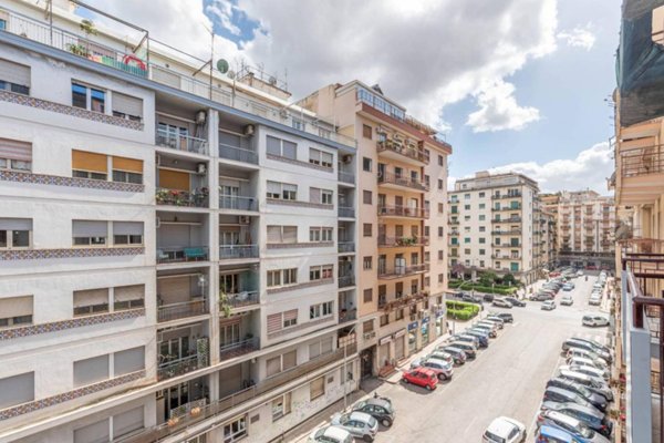 appartamento in vendita a Palermo in zona Libertà