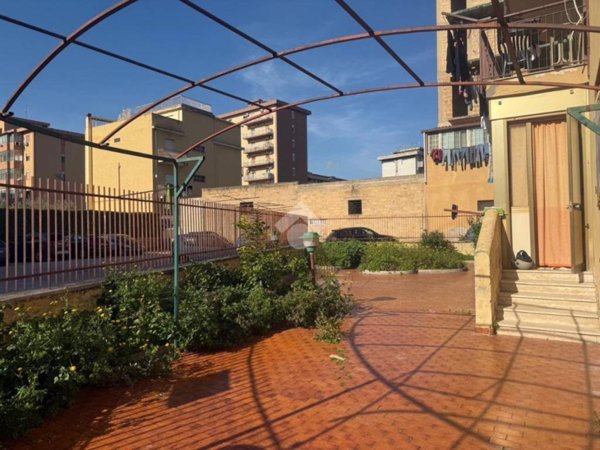 appartamento in vendita a Palermo in zona Settecannoli
