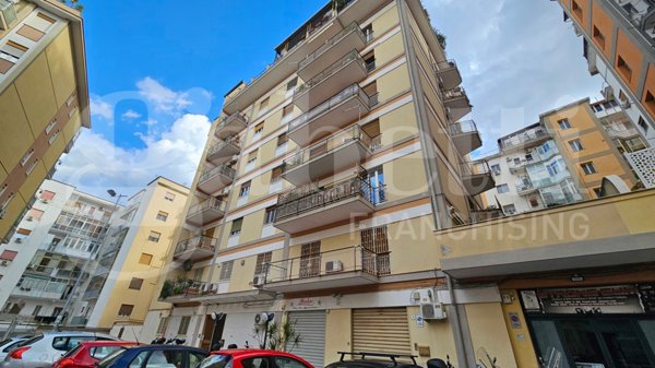 appartamento in vendita a Palermo in zona Libertà