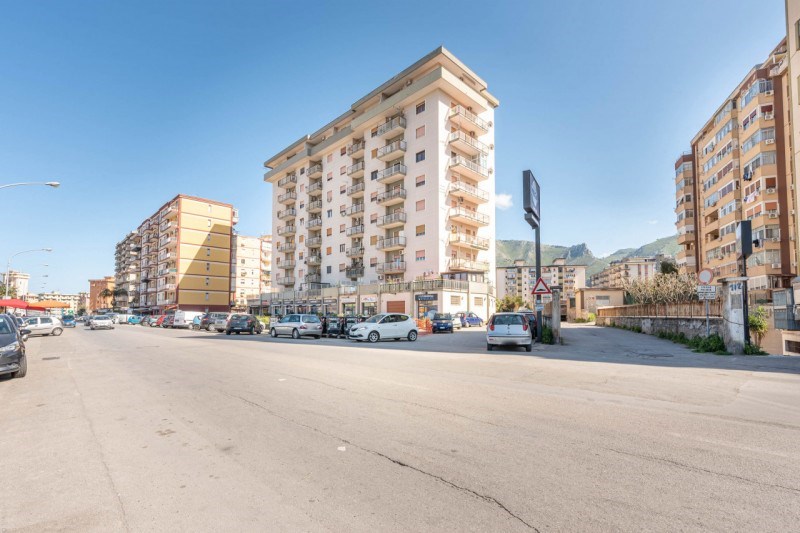 appartamento in vendita a Palermo in zona Villagrazia/Falsomiele