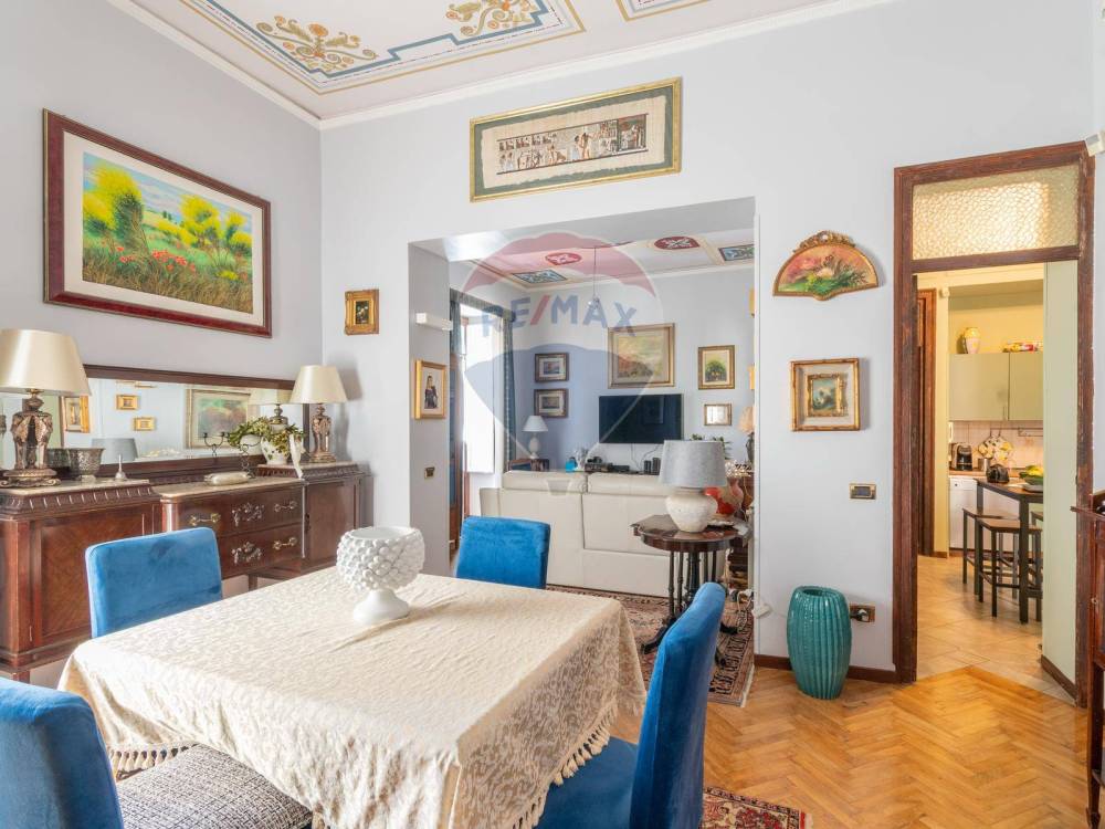 appartamento in vendita a Palermo in zona Politeama