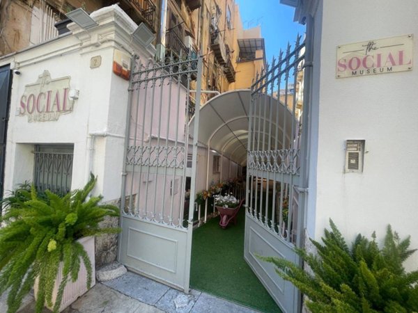 negozio in vendita a Palermo in zona Libertà