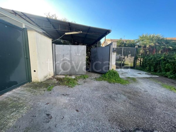 casa indipendente in vendita a Palermo in zona Mondello