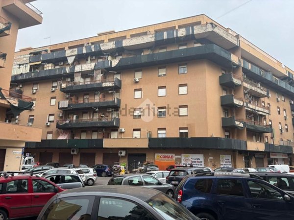 appartamento in vendita a Palermo in zona Montegrappa / Santa Rosalia