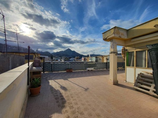 appartamento in vendita a Palermo in zona Altarello