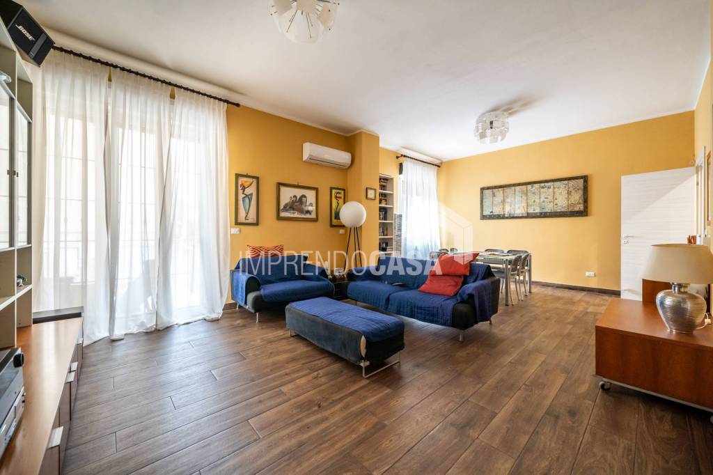 appartamento in vendita a Palermo
