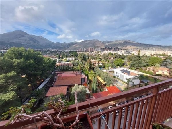 appartamento in vendita a Palermo
