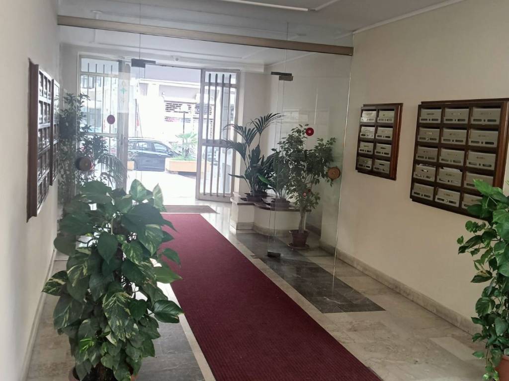 appartamento in vendita a Palermo in zona Malaspina/Palagonia