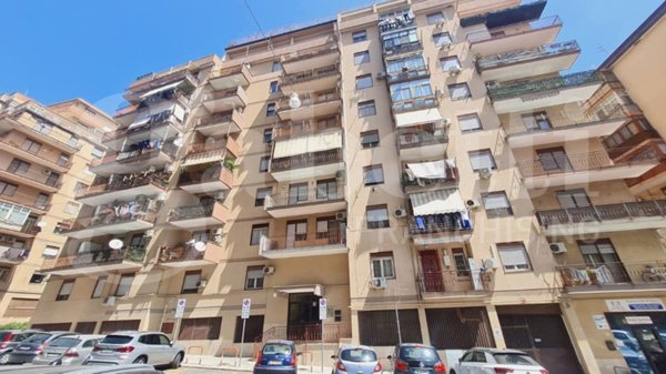 appartamento in vendita a Palermo in zona Montegrappa / Santa Rosalia