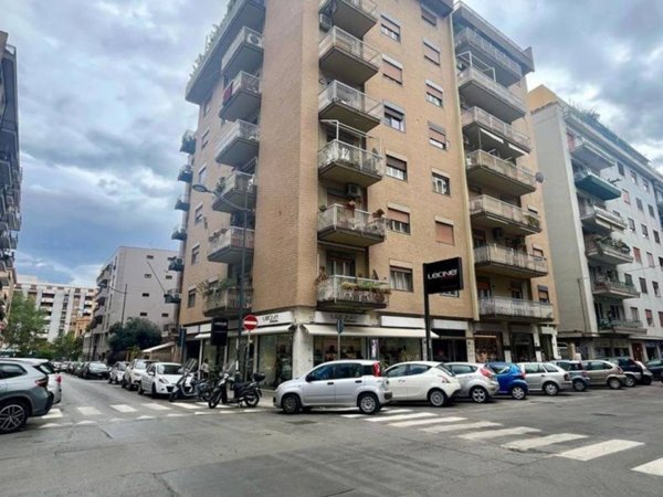 appartamento in vendita a Palermo in zona Libertà