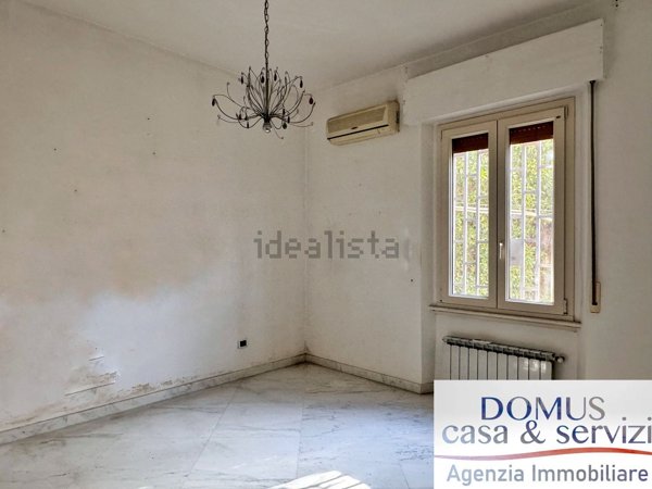 appartamento in vendita a Palermo in zona Malaspina/Palagonia