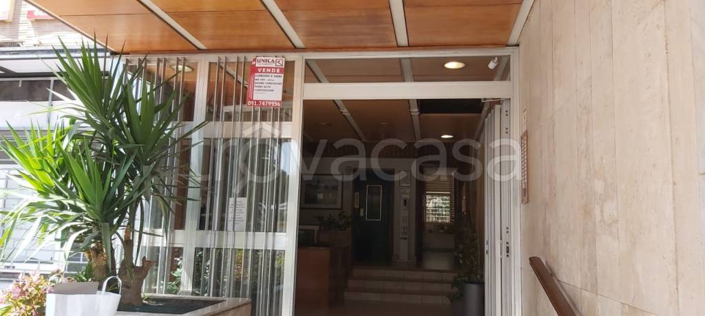 appartamento in vendita a Palermo in zona Uditore
