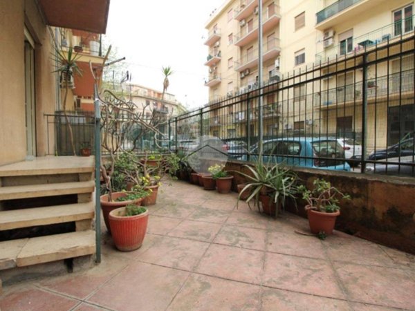appartamento in vendita a Palermo in zona Uditore