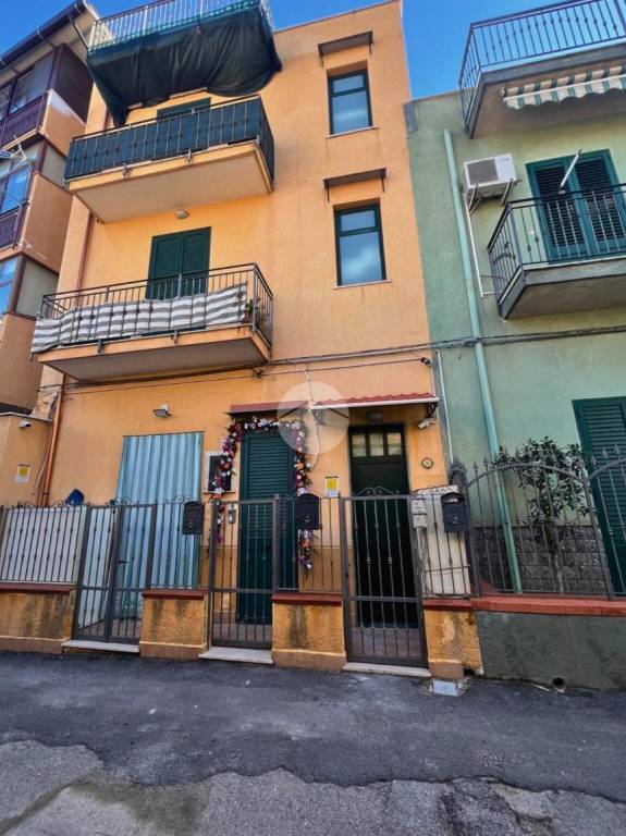 appartamento in vendita a Palermo in zona Acqua dei Corsari