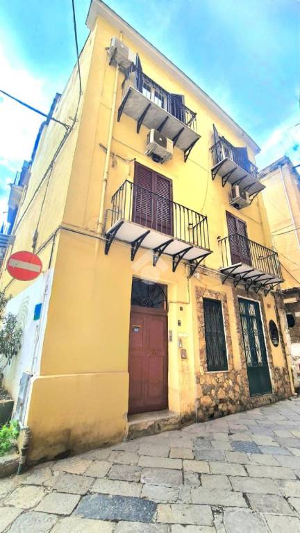 appartamento in vendita a Palermo in zona Centro storico