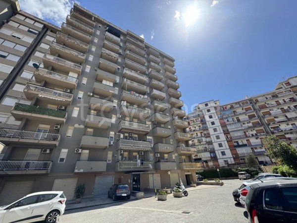 appartamento in vendita a Palermo in zona Montegrappa / Santa Rosalia