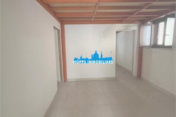 appartamento in vendita a Palermo in zona Arenella/Vergine Maria