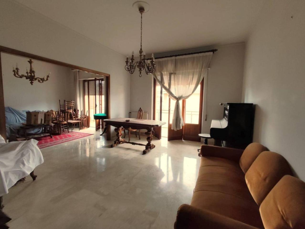 appartamento in vendita a Palermo in zona San Lorenzo