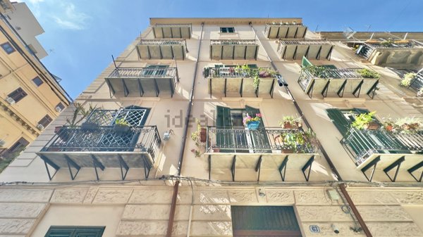 appartamento in vendita a Palermo in zona Zisa