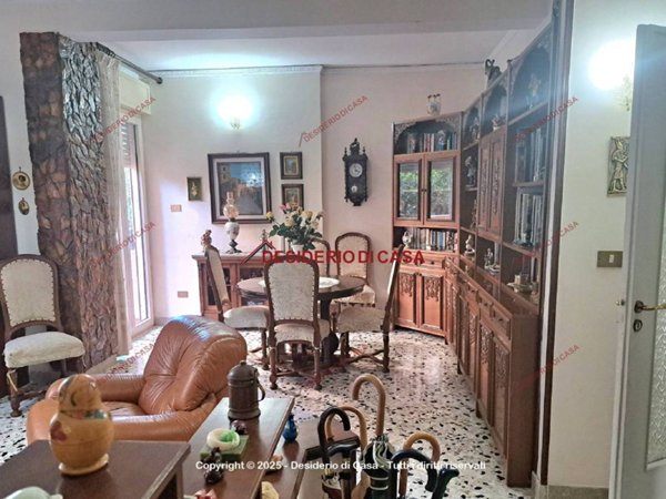 appartamento in vendita a Palermo in zona Montegrappa / Santa Rosalia