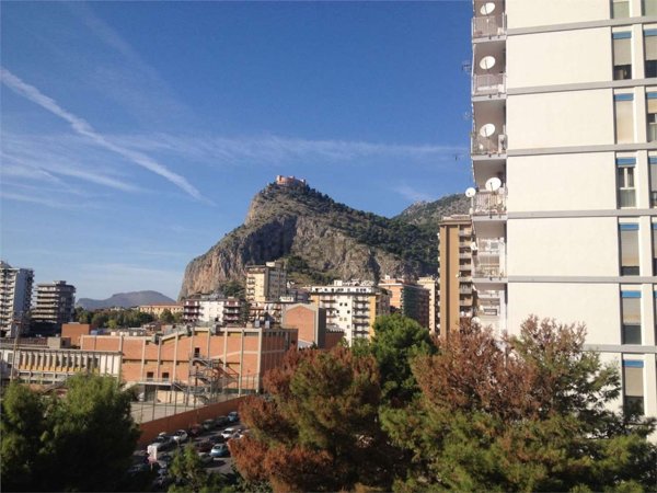 appartamento in vendita a Palermo in zona Montepellegrino