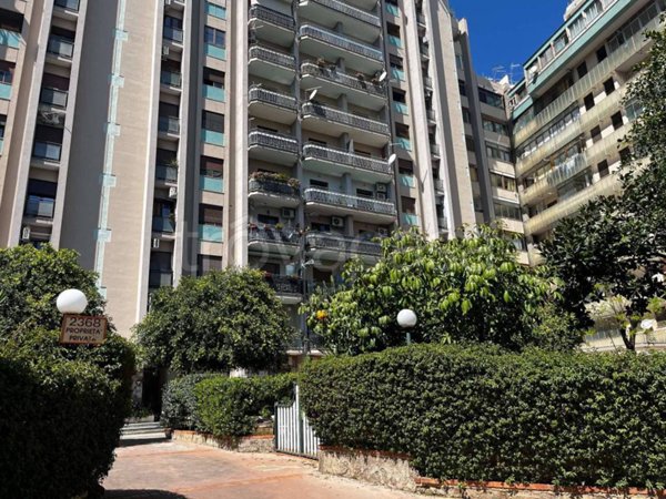 appartamento in vendita a Palermo in zona Noce