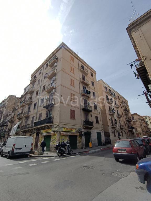 trivano in vendita a Palermo in zona Oreto