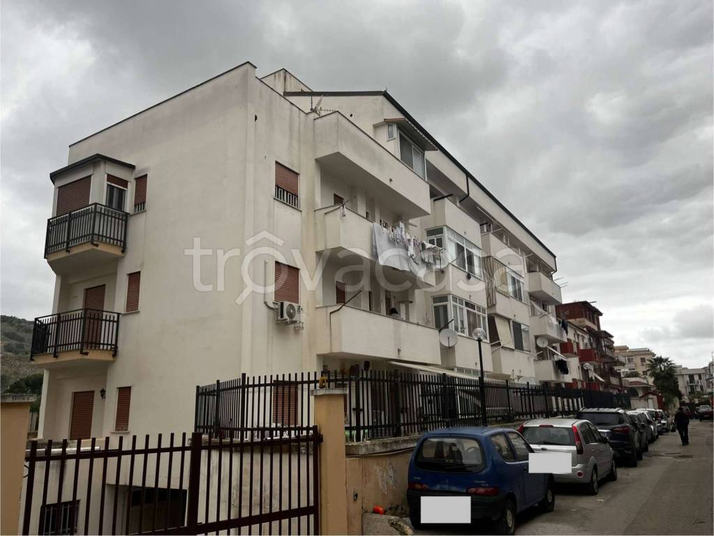 appartamento in vendita a Palermo in zona Cruillas