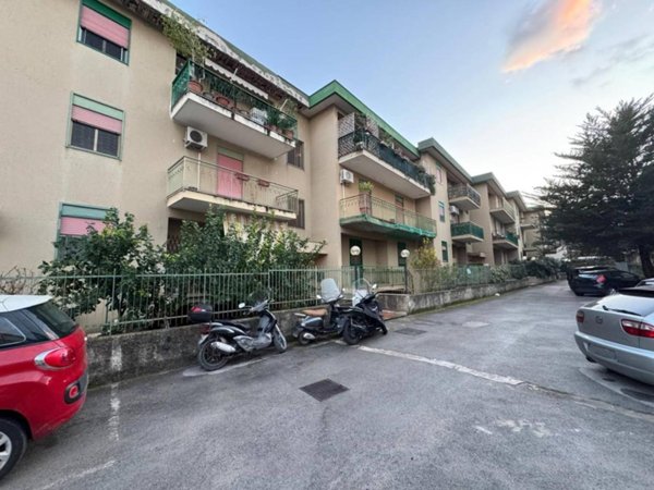 appartamento in vendita a Palermo in zona Villagrazia/Falsomiele