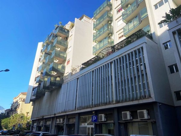 appartamento in vendita a Palermo in zona Libertà